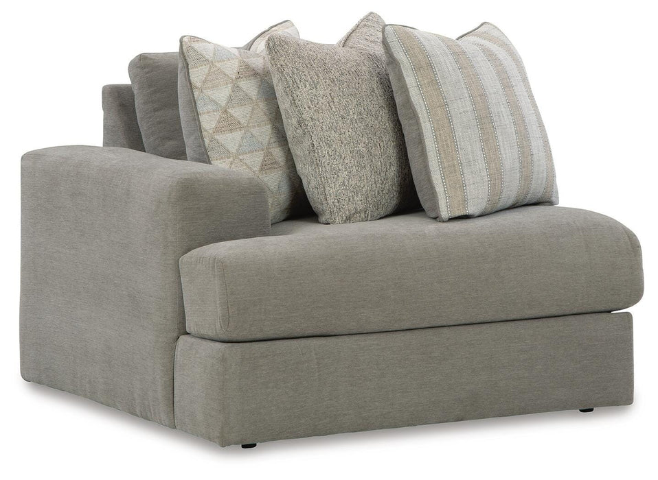 Avaliyah Sectional with Chaise - Dinettes Plus Furniture