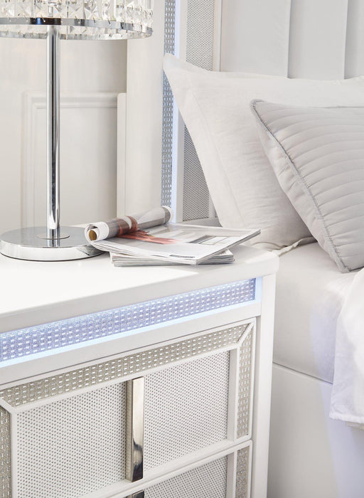 Chalanna Bedroom Set - Dinettes Plus Furniture