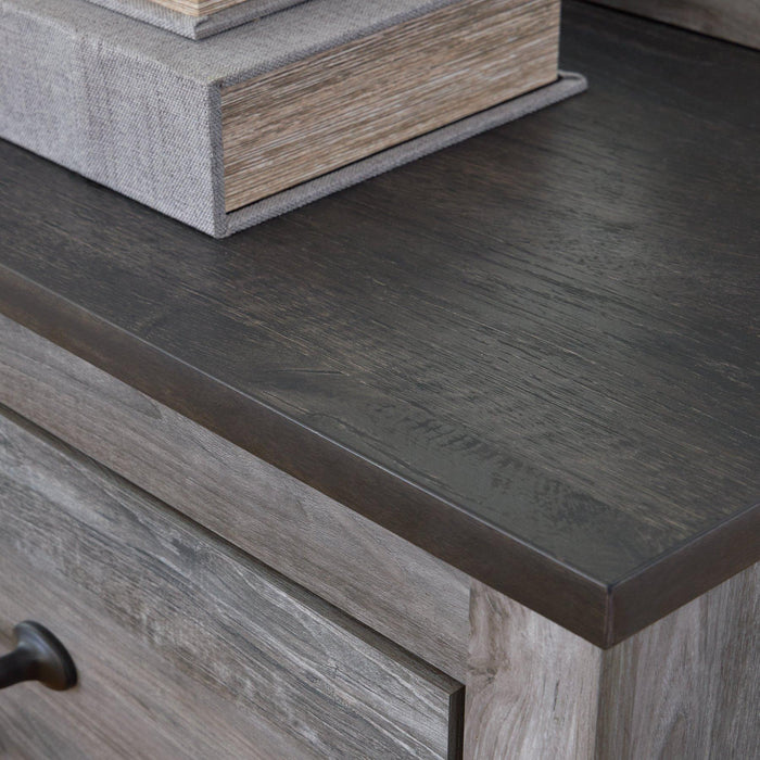 Bronyan Nightstand - Dinettes Plus Furniture