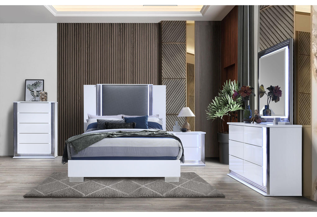 YLIME SMOOTH WHITE QUEEN BED GROUP WITH VANITY SET