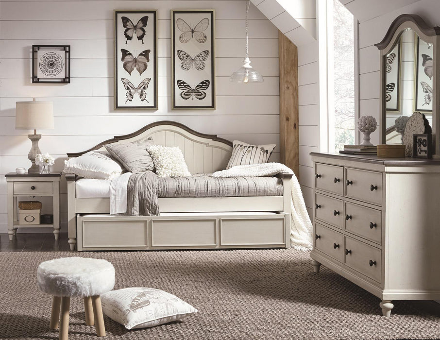 Legacy Classic Brookhaven Youth Dresser in Vintage Linen
