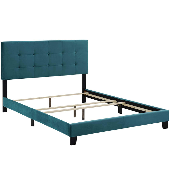 Amira Queen Performance Velvet Bed