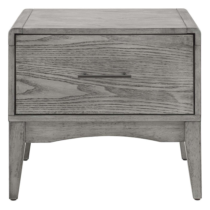 Georgia Wood 	Nightstand