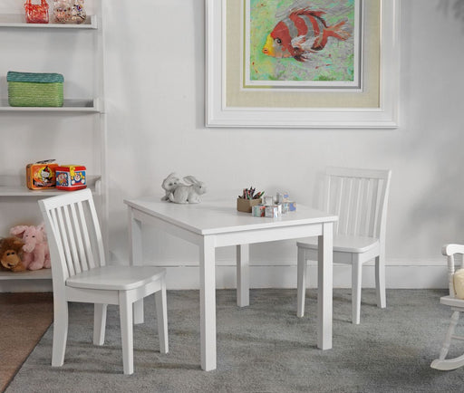 John Thomas Home Accents Juvenile Table and Chairs in White image